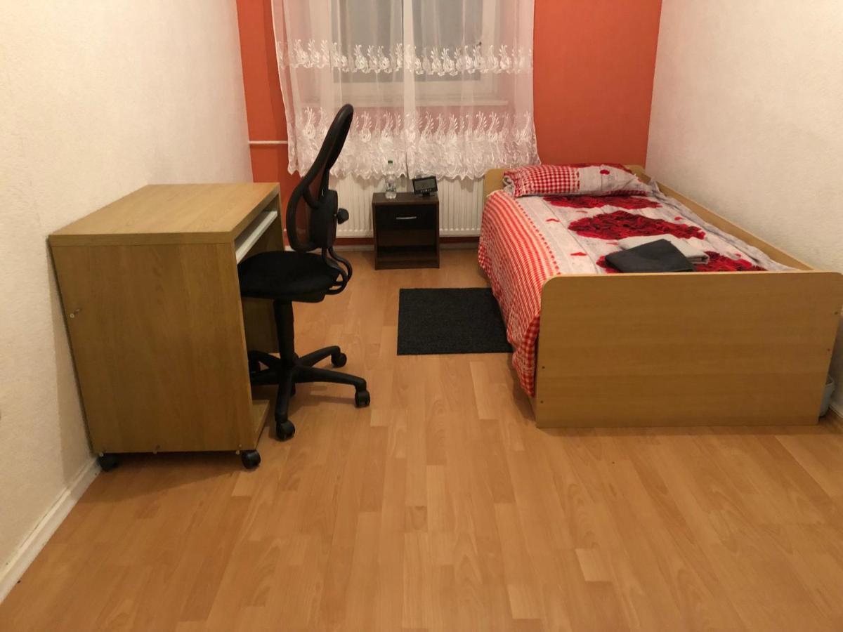 Misha,S Place Дуйсбург Екстериор снимка