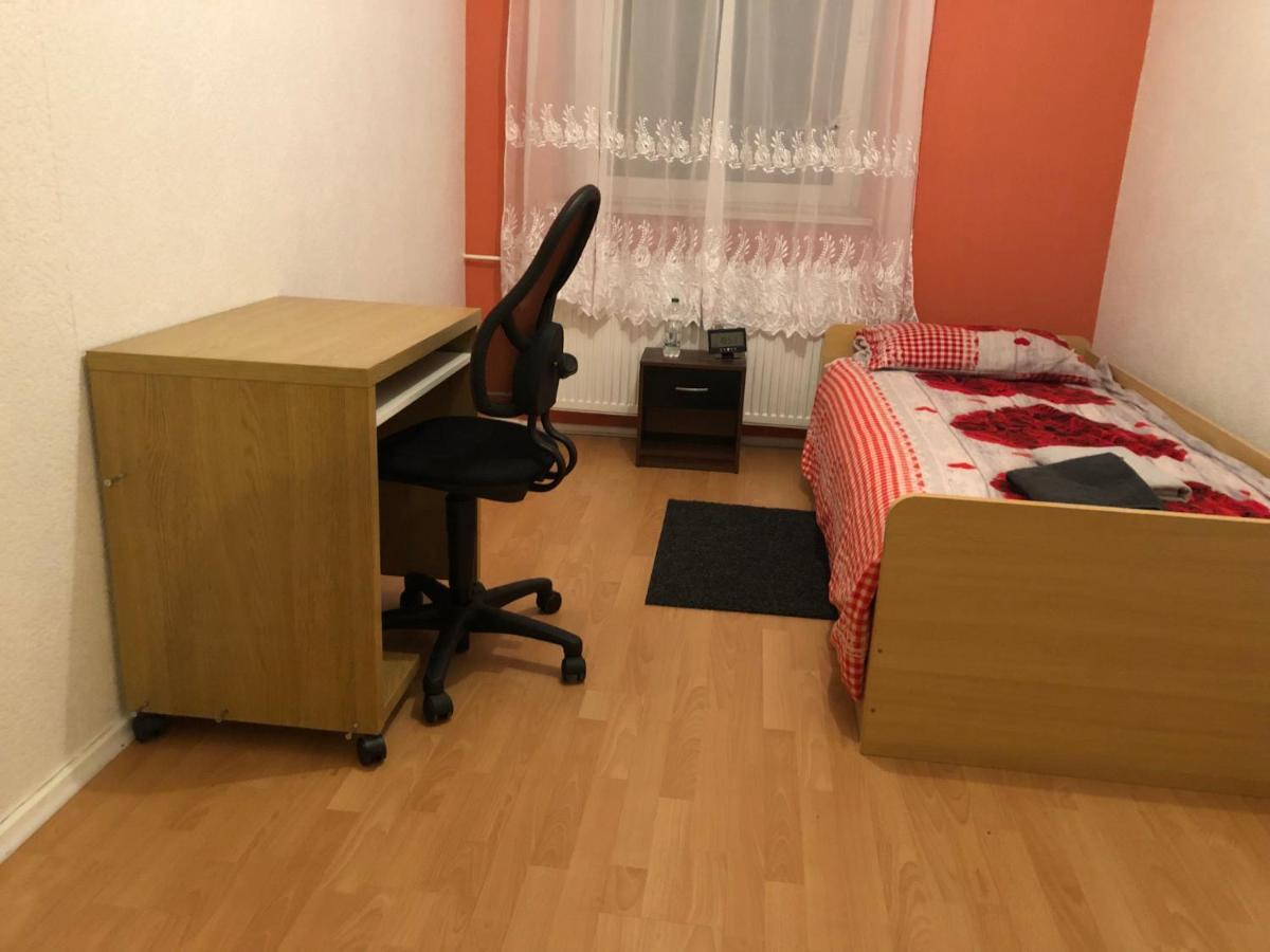 Misha,S Place Дуйсбург Екстериор снимка